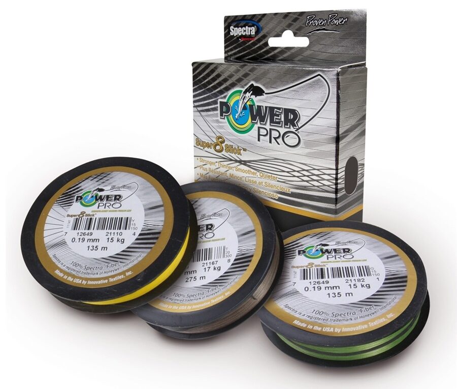 три шпули плетёного шнура Power Pro разных цветов и фирменная коробка